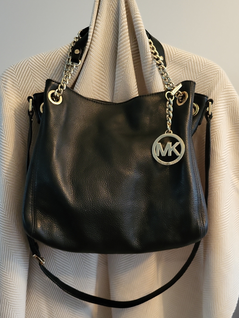 Michael Kors Black Leather Shoulder Bag with Gold Hardware
